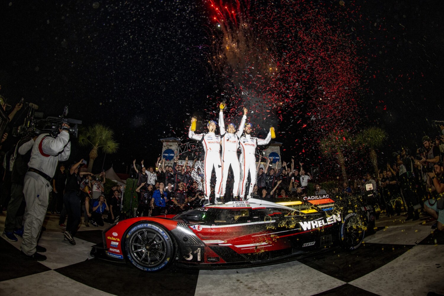 (Photo by Brian Cleary/bcpix.com)